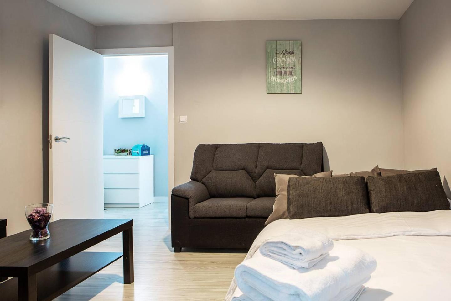 Lovely 3 Bedroom Apartment Next To Fuencarral Madrid Buitenkant foto