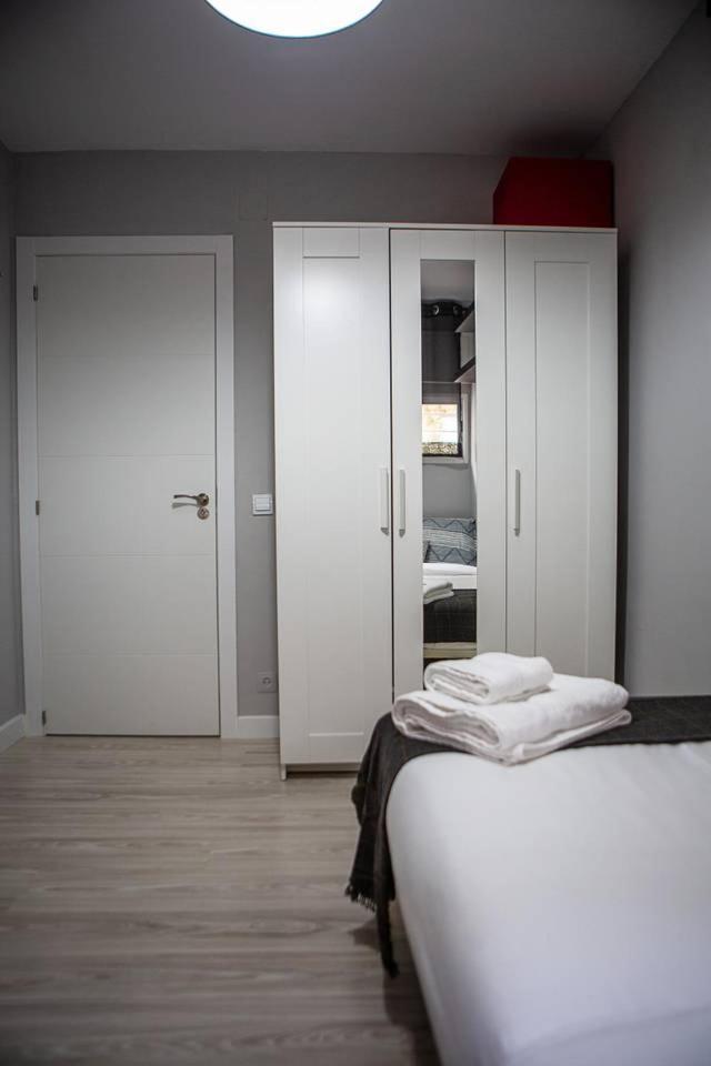 Lovely 3 Bedroom Apartment Next To Fuencarral Madrid Buitenkant foto